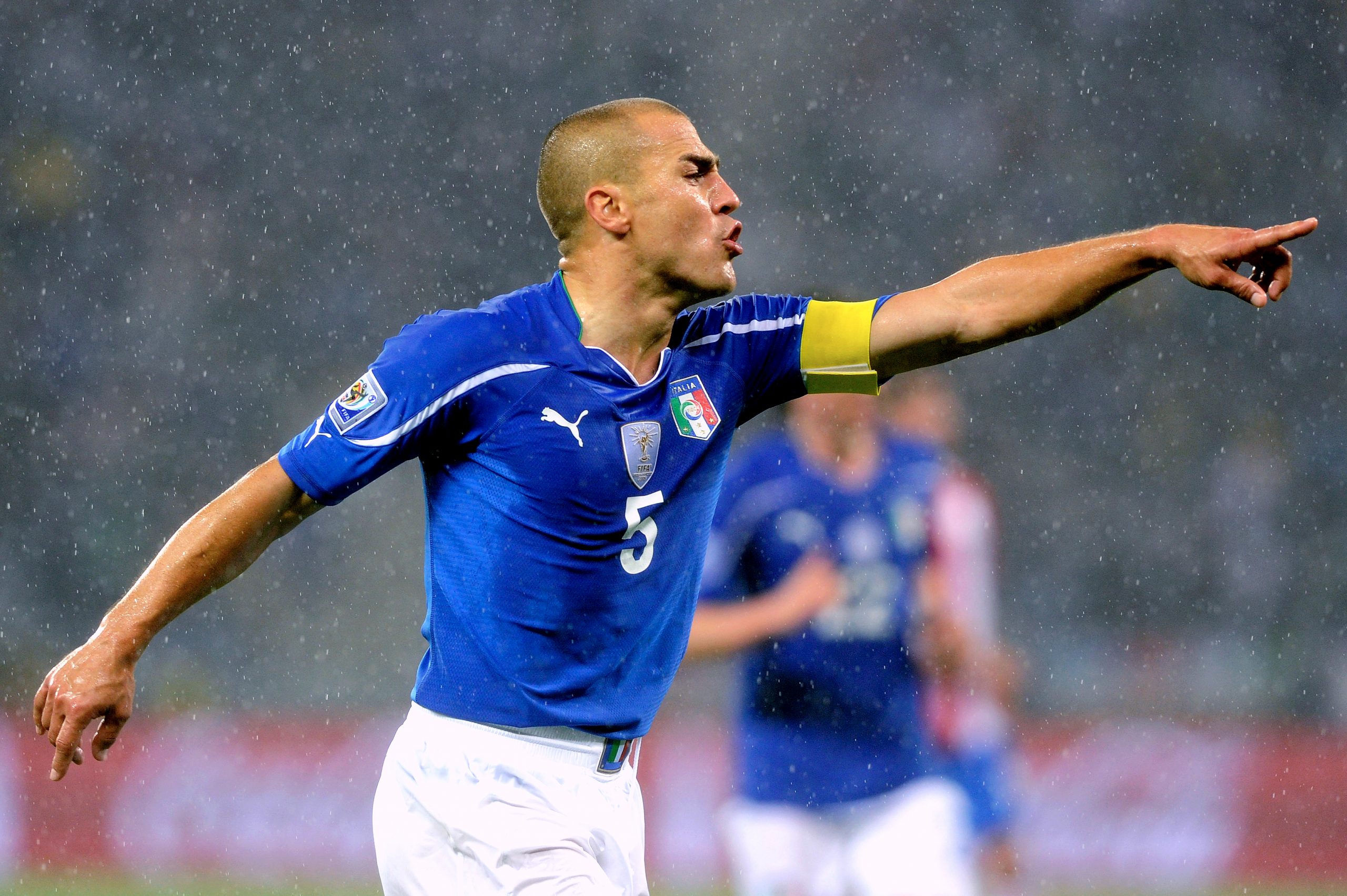 第五局尤为 第五局尤为